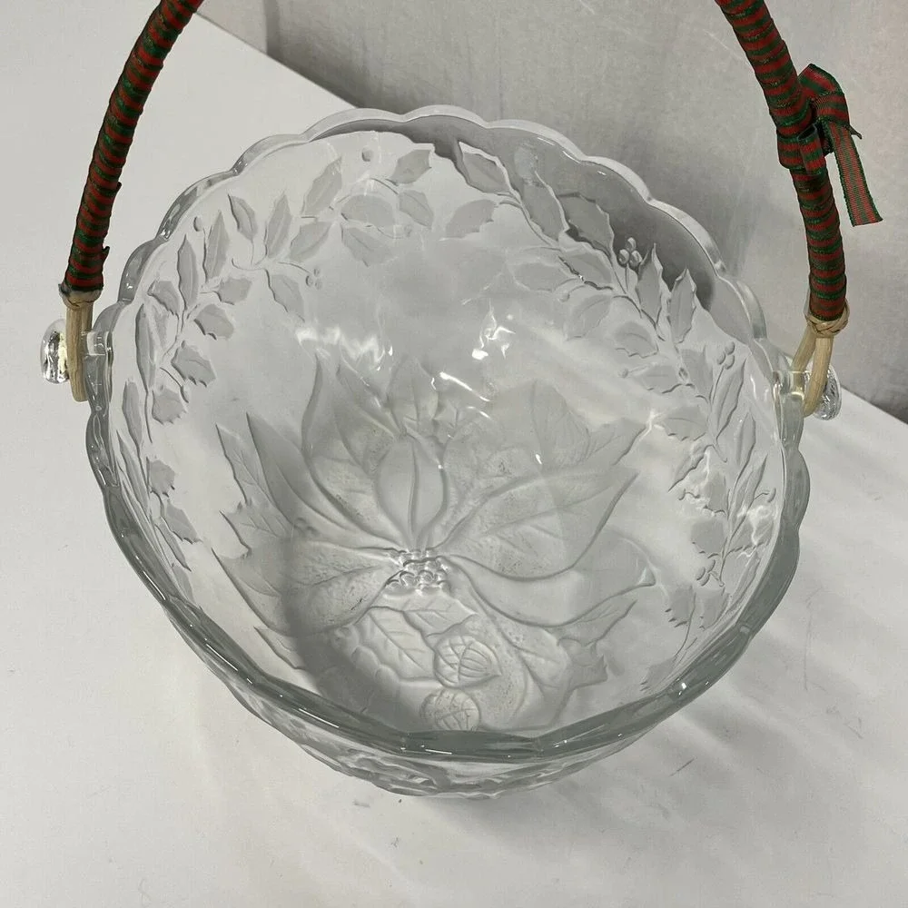 Glass Bowl Poinsettia Holly Berry Etched Handle Basket Holiday Serving Dish‎